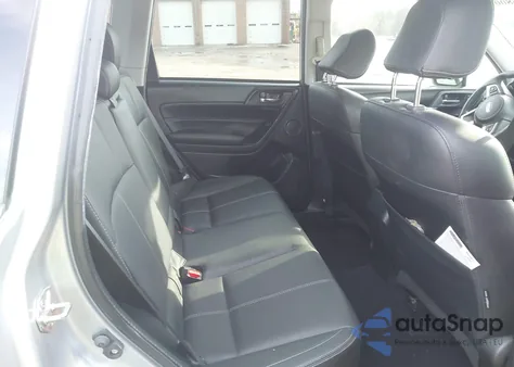 2017 Subaru Forester 2.0Xt Touring z USA, uszkodzony, nr VIN JF2SJGTC6HH408358